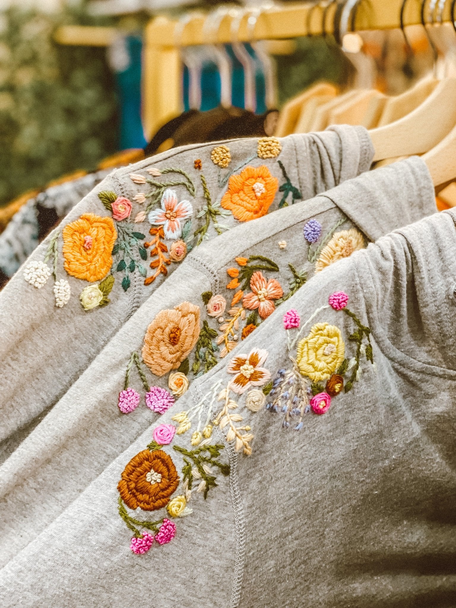 Floral Hand-embroidered Fitted Jersey Full-Zip Hoodie - Tesoros Maya