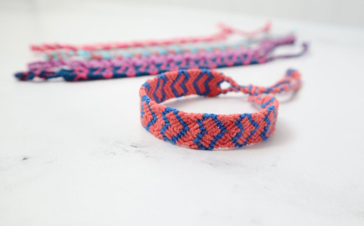 Hearts Friendship Bracelet - Vida Maya