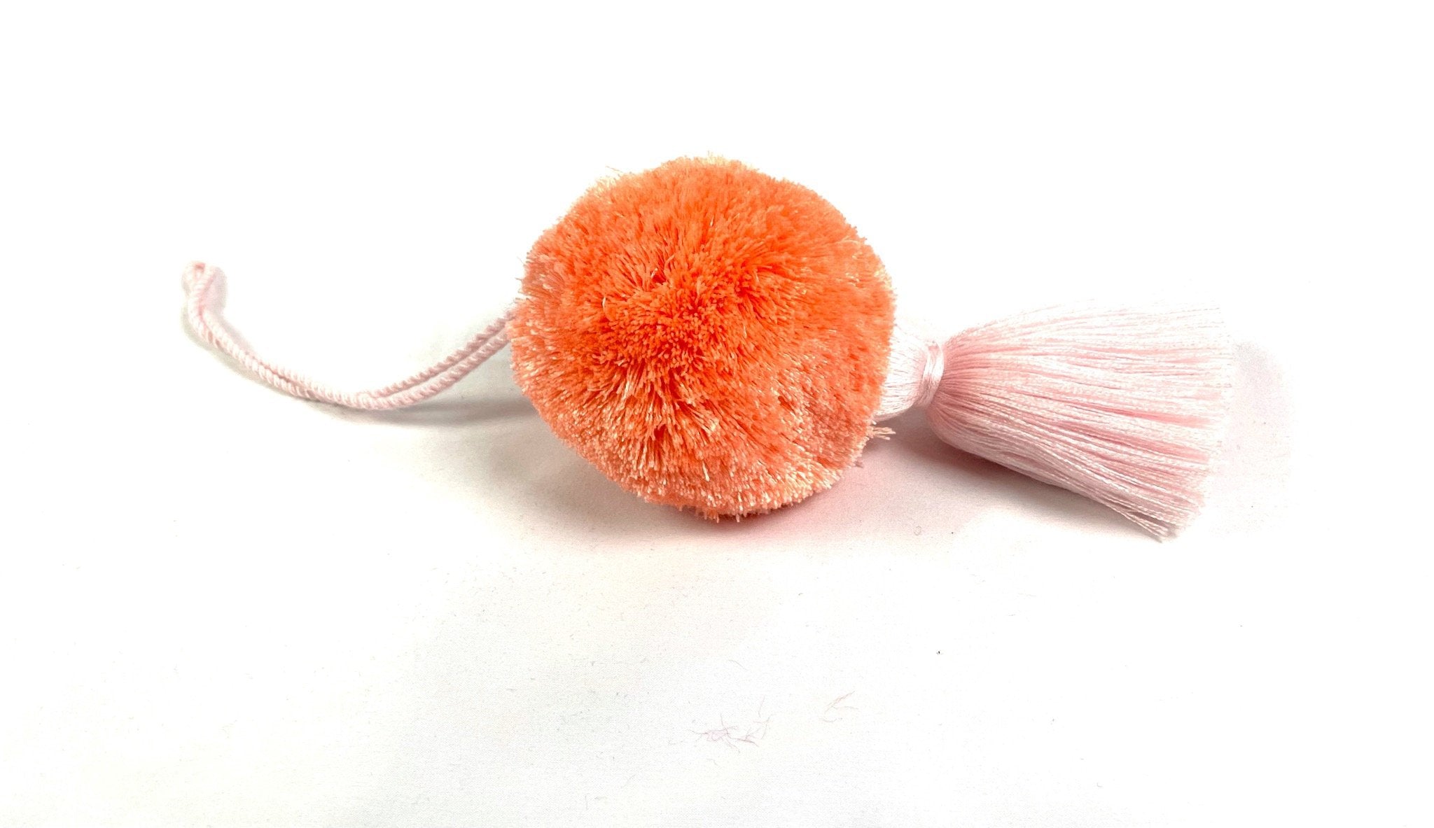 Pom Pom Ball Tassel - XL - Tesoros Maya