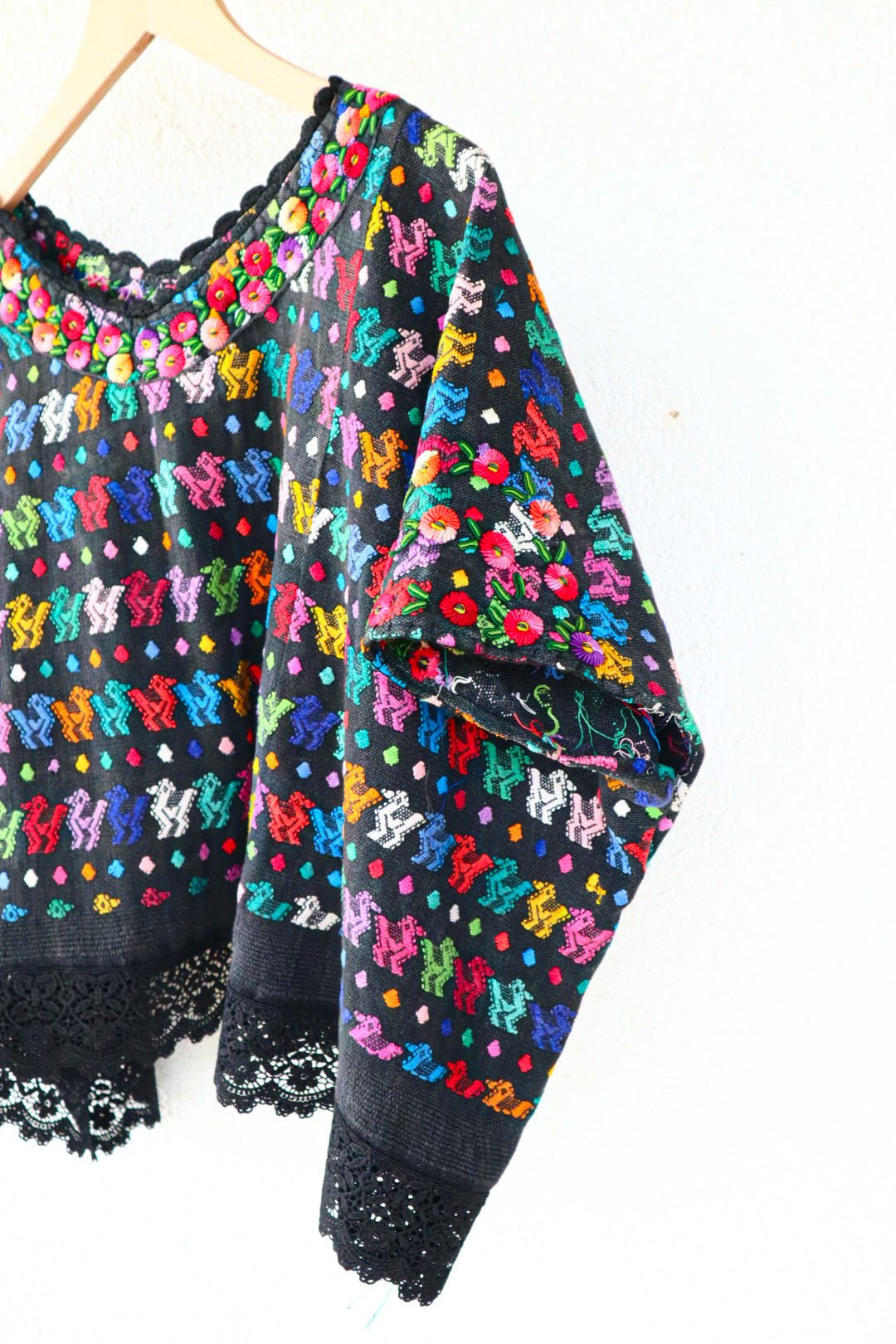 Mayan Guatemalan Embroidered Huipil from Chichicastenango Guatemala Vintage online Blouse