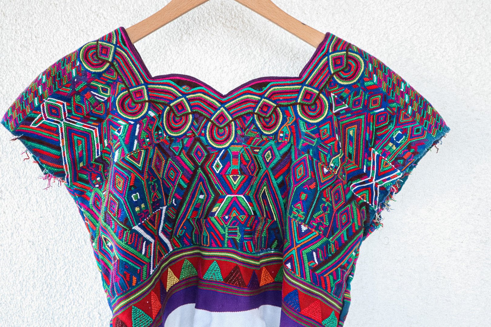 Guatemalan fashion traditional huipile top # 201 Free shipping in USA - International or Canada please contact us first