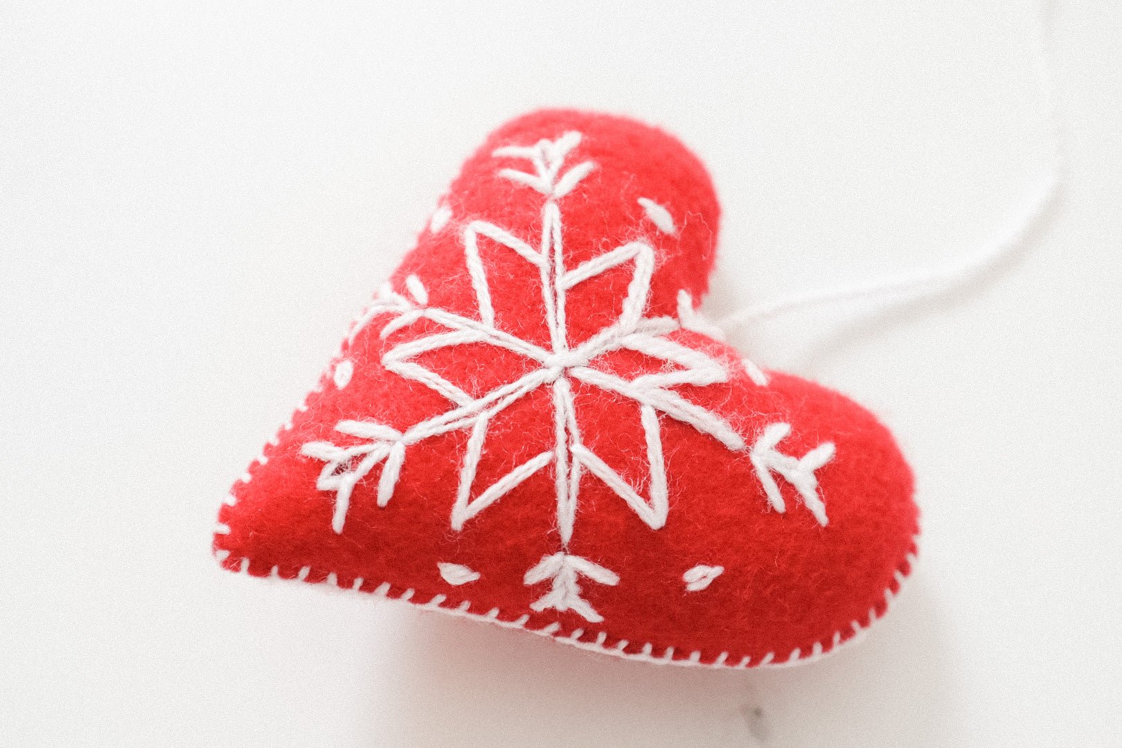 Embroidered Christmas Ornament - Corazon - Tesoros Maya
