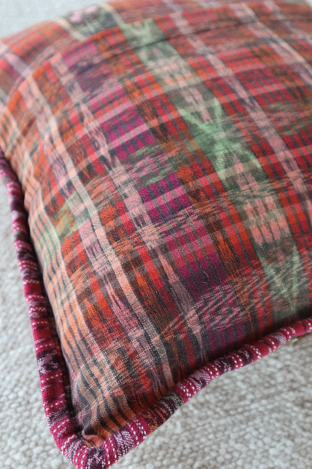 Guatemalan Pillow - (small) Santiago Atitlan - Tesoros Maya