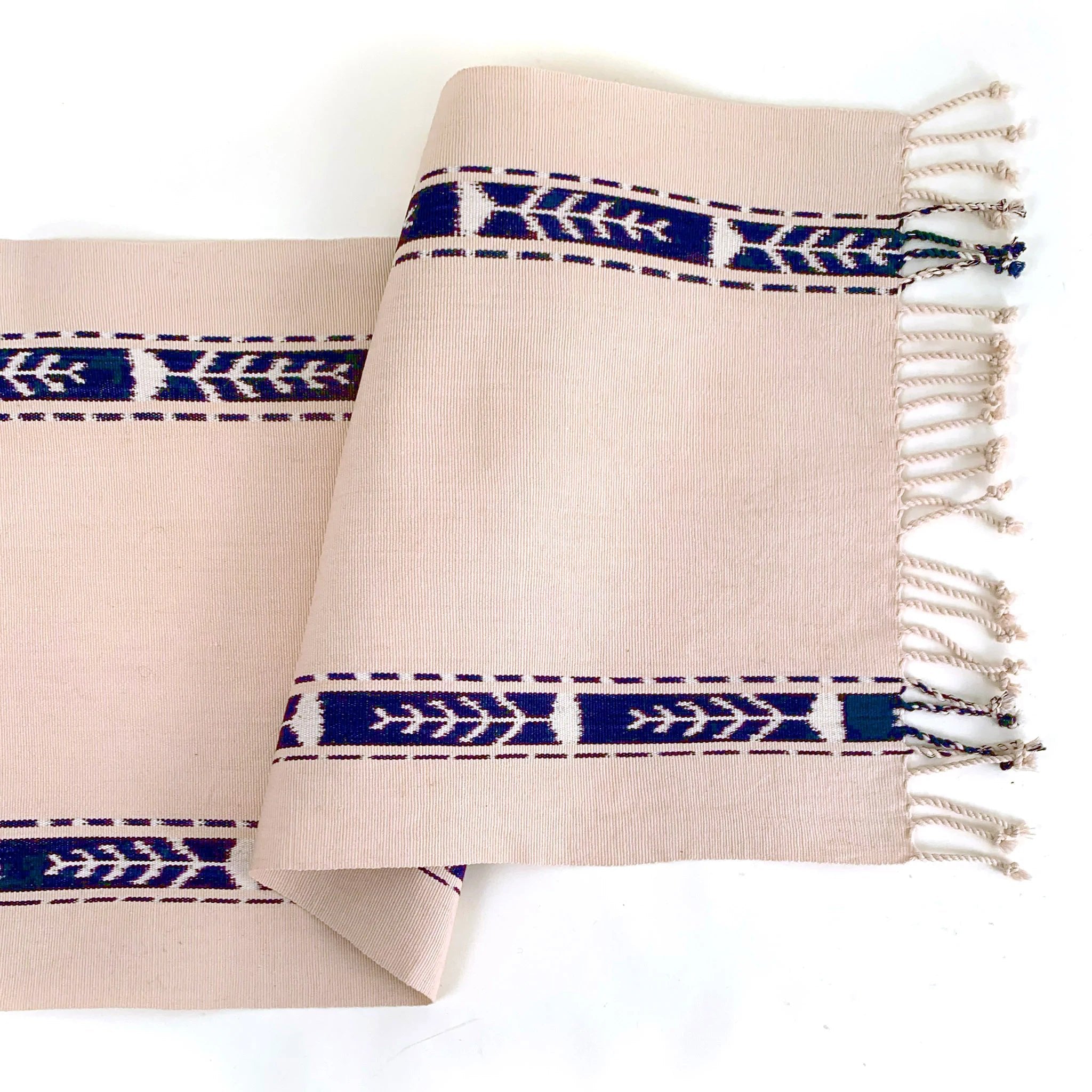 Jaspe Table Runner - Beige - Tesoros Maya