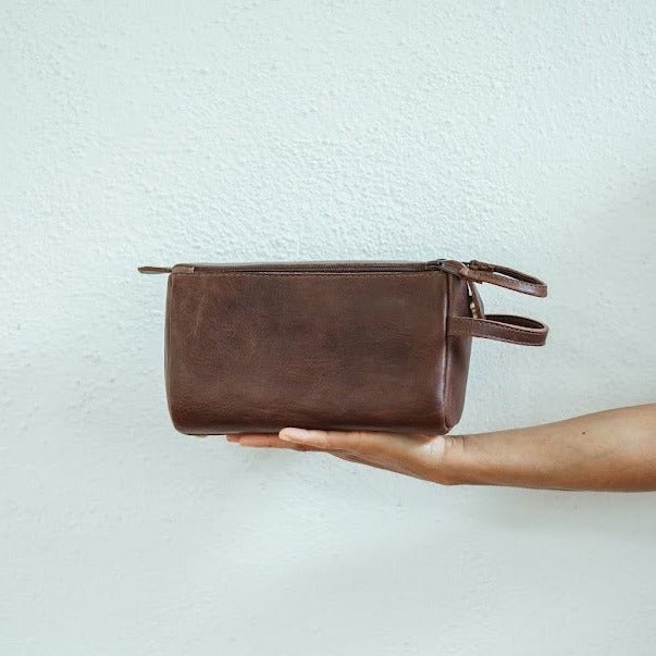 Leather Toiletry Bag - Tesoros Maya