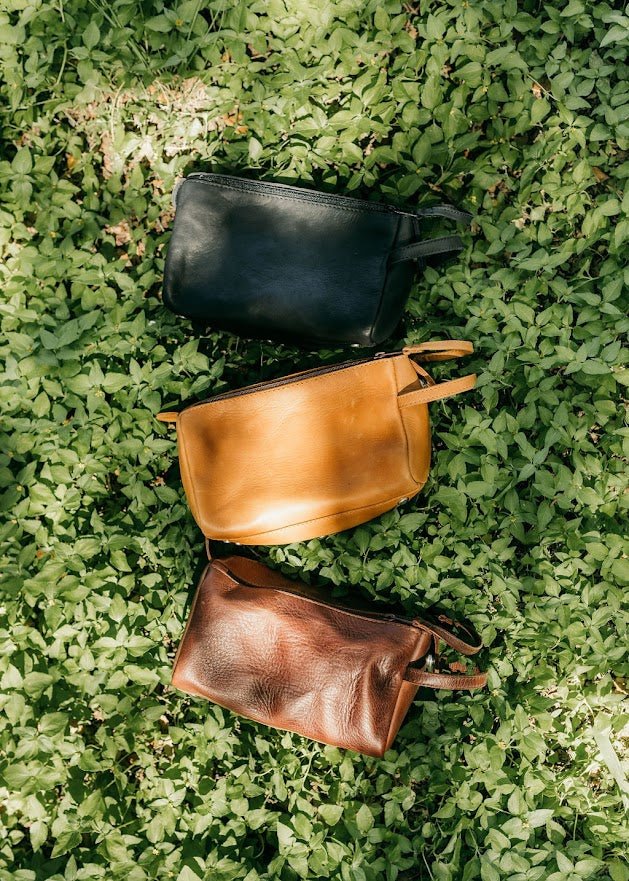 Leather Toiletry Bag - Tesoros Maya