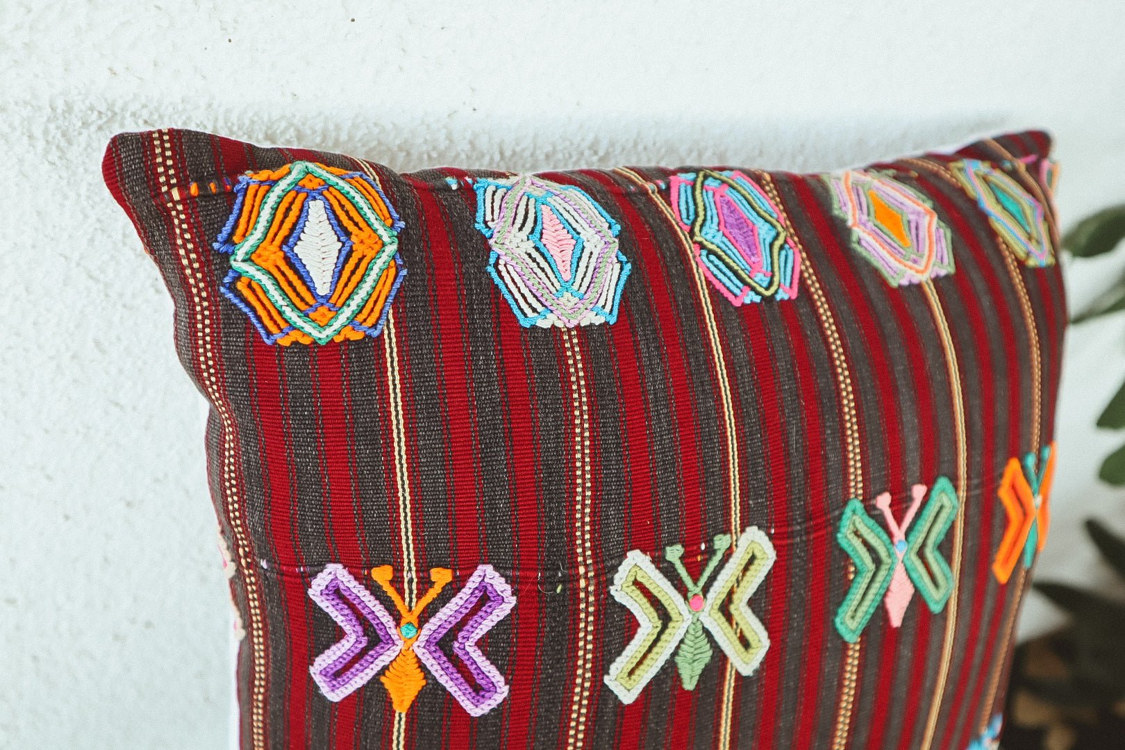 Vintage Textile Pillow - No. 993 - Tesoros Maya
