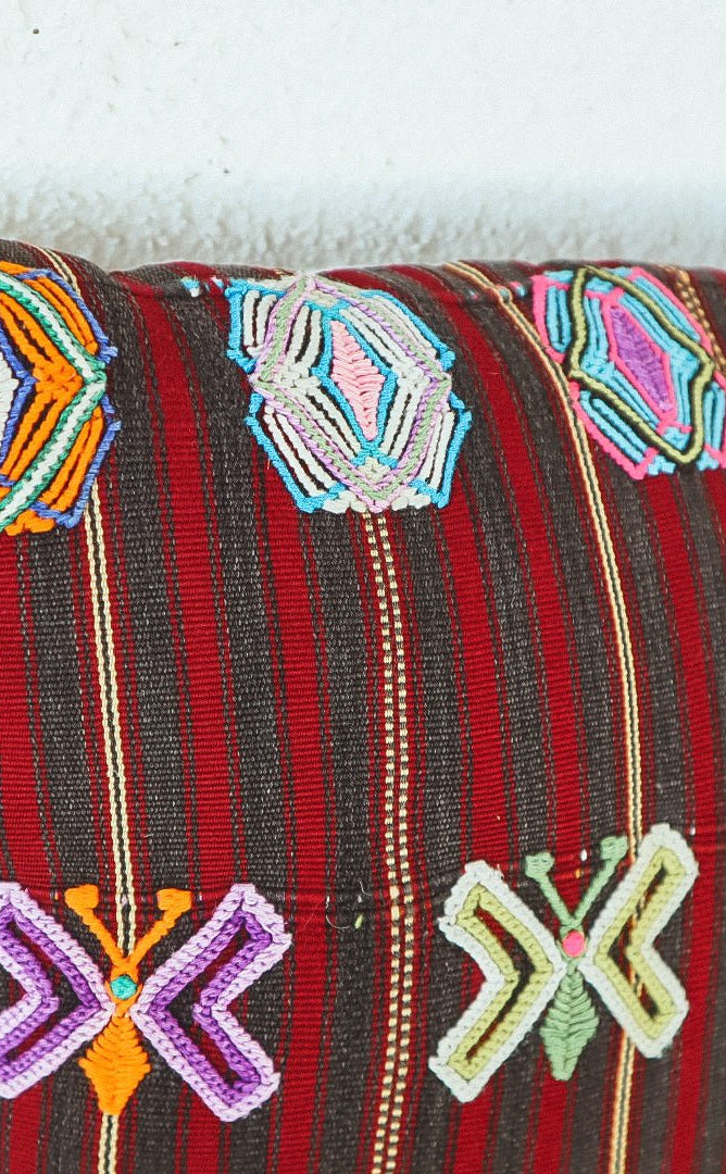 Vintage Textile Pillow - No. 993 - Tesoros Maya